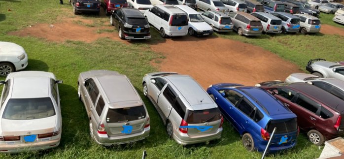 MosesMagogo's tweet photo. It is a bad etiquette stretching to a taboo to park cars in playgrounds. Education institutions should desist from this habit. Mpisa Mbi.

It is not different from walking with shoes in a mosque, loud on phone in a church or public place..

@fufatv1, @NBSportUg, @UPL @NCSUganda1 https://t.co/WJ9zqXWQ5O