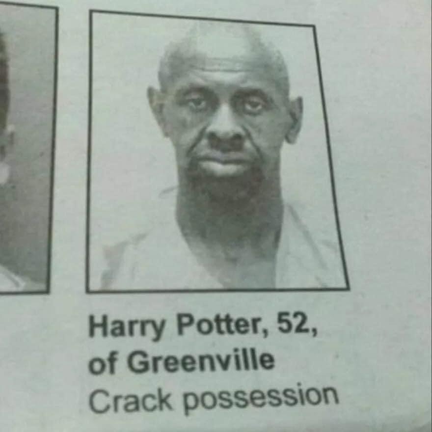 Come dicono a Roma "la droga dà la droga daje". Me lo ricordavo diverso il personaggio del famoso libro. #TeamEstinzione