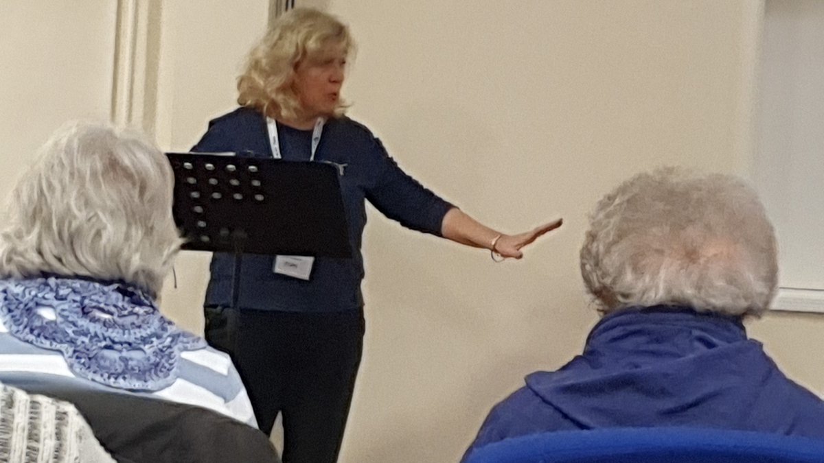DaringtoDream5's tweet photo. What an inspiring evening last night with @FMNChorus in Penarth! Forget Me Not Chorus bring the joy of singing to those living with dementia. #Lleswyl2023 features their amazing work. #free #inclusive #livestreamed
📆 Friday, 17th February
🕖 7.00pm
🎟https://t.co/MyXqMzXv5T https://t.co/2dIsa73j8n