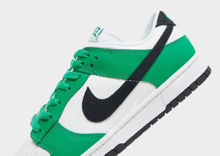 realshawan01's tweet photo. Available via Nike US #
Air Jordan 1 High OG 'Gorge Green' https://t.co/CQdlw7bvQk