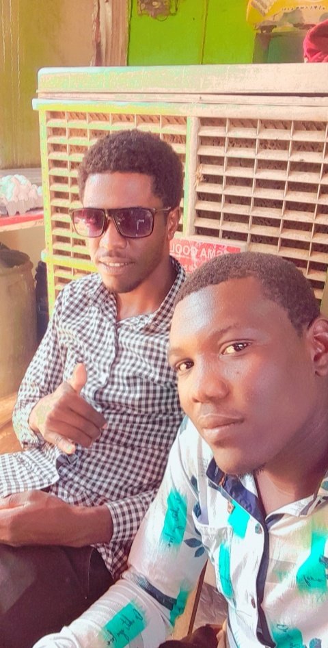 وفي صباح يومِ الجُمعة ، اللهم لا تدع لنا حزنًا في قلوبنا إلا بدلتَه فرحًا🤍🌿.صباح الخير يا أهل السودان اتمنى ان تكونو بخير🖐🖐💚💚💚💞💞💖💖💗💓💞