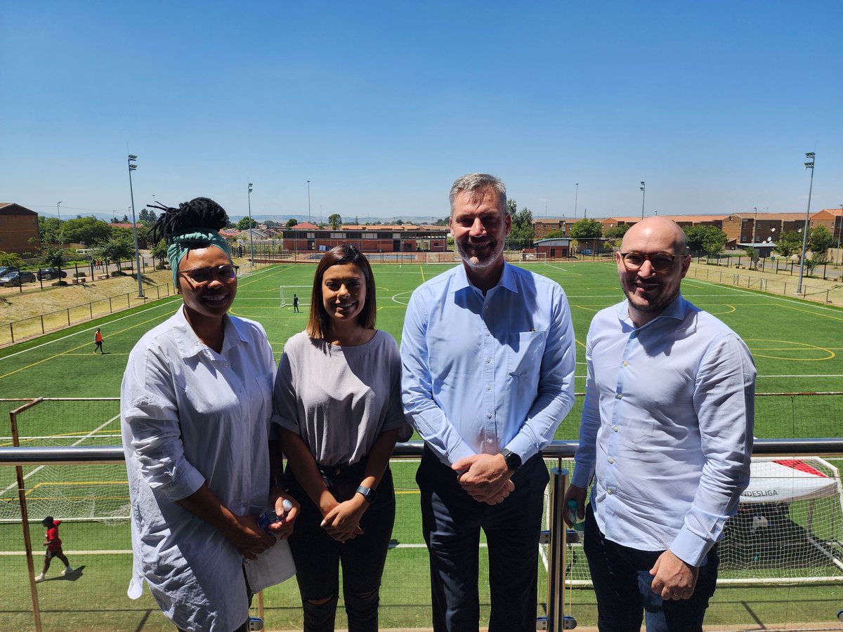 GermanyinSA's tweet photo. Thank you to the @AmandlaSE team for welcoming Deputy Ambassador Enrico Brandt to the amazing #SafeHub in Jabulani, Soweto. We are impressed by your commitment empowering communities in 🇿🇦 and beyond. Looking forward to even more success stories. #GermanyinSA https://t.co/vsZ4jPkUxT