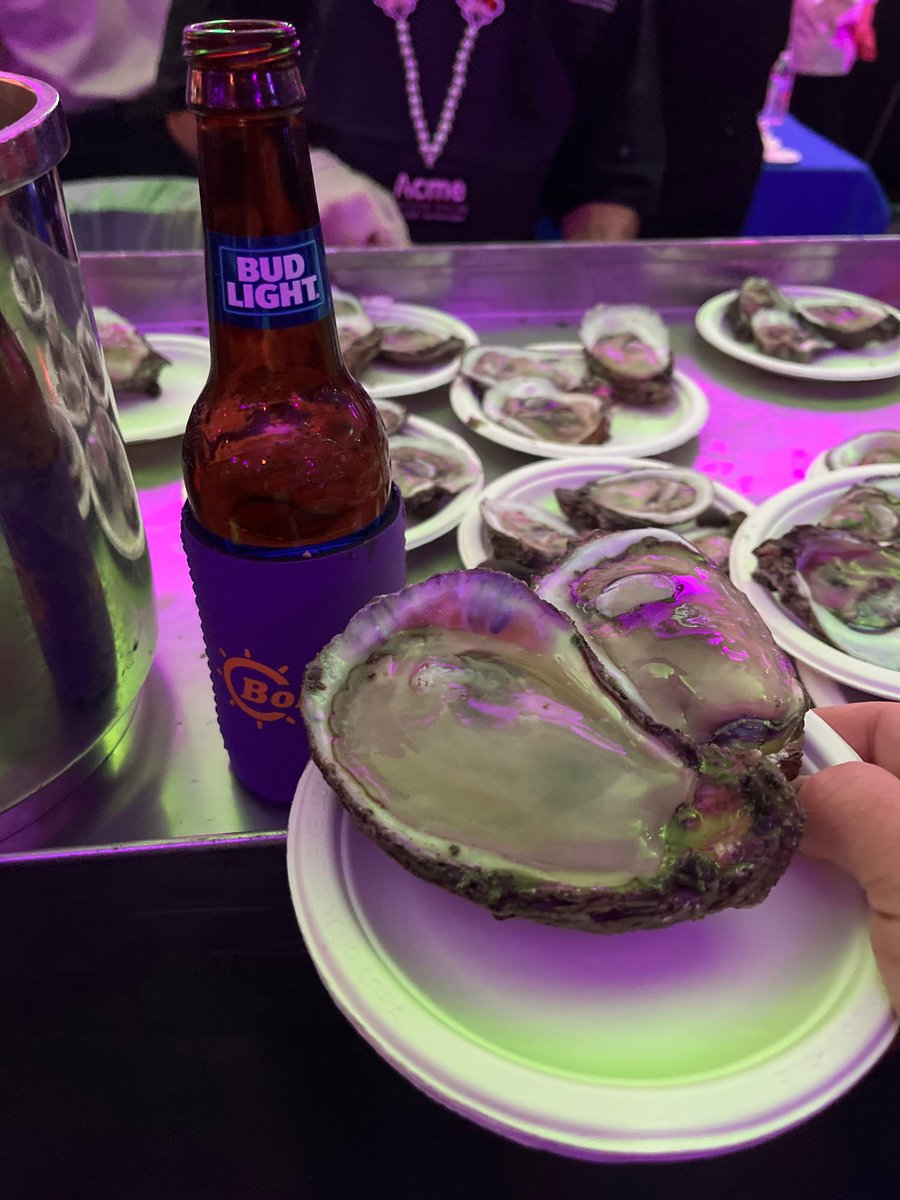 pascal_caputo's tweet image. Great time last night at Washington Mardi Gras with great food and even better friends, some going back 20 years+.