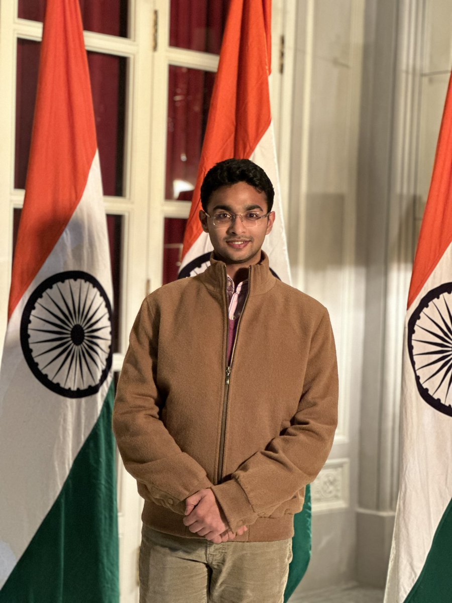 pranit_gupta's tweet photo. रोम, इटली में #RepublicDay गणतंत्र दिवस के अवसर पर @IndiainItaly #indiainitaly  द्वारा संचालित समारोह में भाग लेने का सौभाग्य प्राप्त हुआ| #भारत की #इटली में माननीय #राजदूत और पूर्व CJI-NY, डॉ नीना मल्होत्रा ​​IFS जी एवं प्रथम सचिव श्री दीपंकर जी IFS 2010 के साथ चर्चा करी।#ifs https://t.co/dxxTSJYbD4