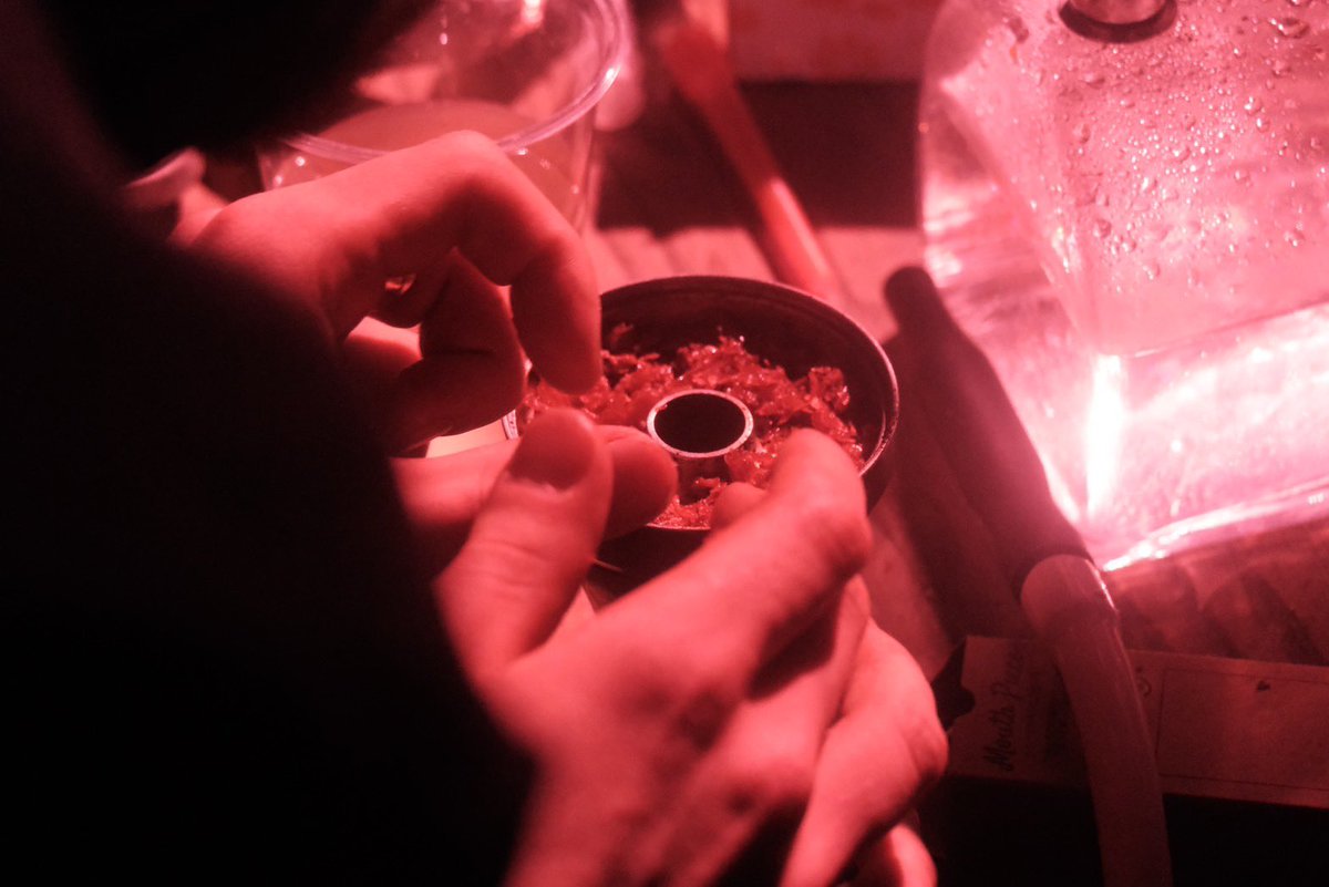 Smokingdown_off's tweet photo. 【大盛況感謝】
(※少し長文ですが、ご了承ください)

みなさま、昨日はスモーキングダウンおつかれさまでした！
たくさんの方がいらっしゃる中で、まずは無事にイベントを開催でき、大きなアクシデントなく終えることができて、ホッとしております

※ちなみに来場者数は100人超え(一般含めたら300)😂 https://t.co/QTEBL5vxnn