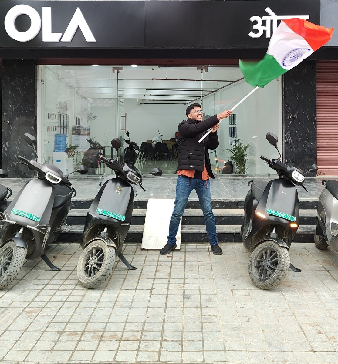 yushman2407's tweet photo. @OlaElectric #OlaUnityRide #EndICEAGE
I love these pictures ๐ฎ๐ณ
@bhash https://t.co/K1LNhEDMWk