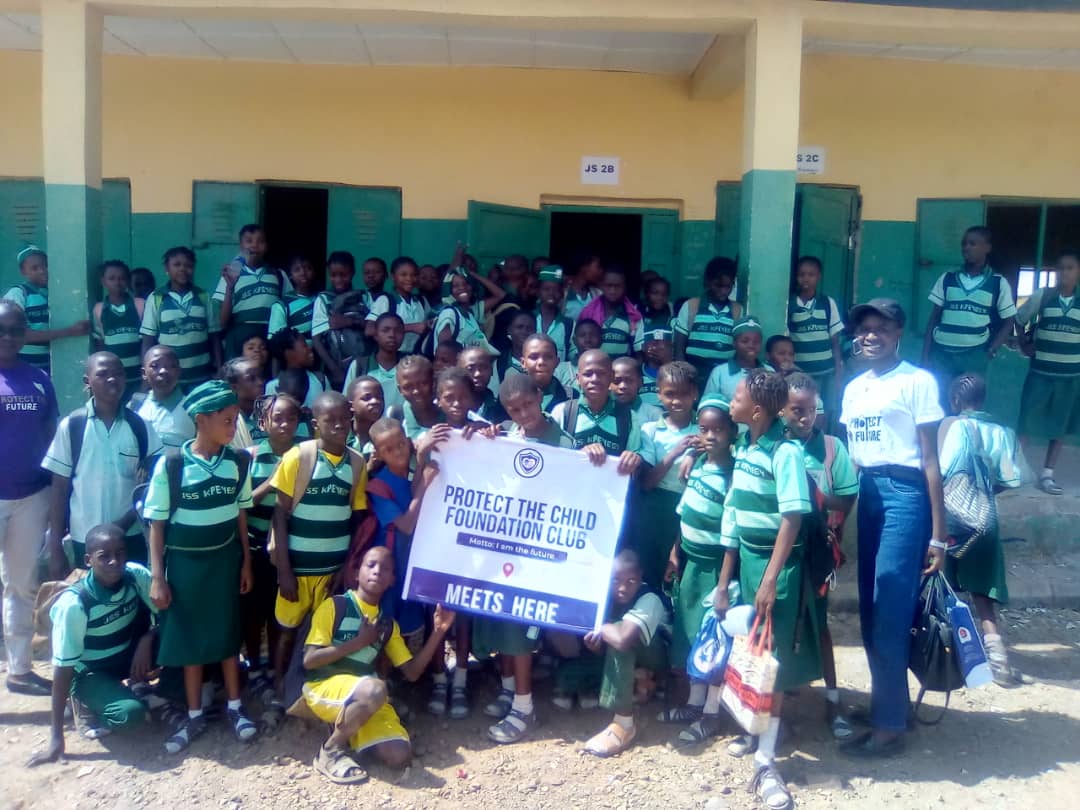 PTChildF's tweet photo. Our #PTCF club activity in schools within #Abuja began last week.
Our club members are really excited to have us back. They love the #value they get.. They are the future and we hope to see them become #leaders ... https://t.co/qOoCrG6vBs