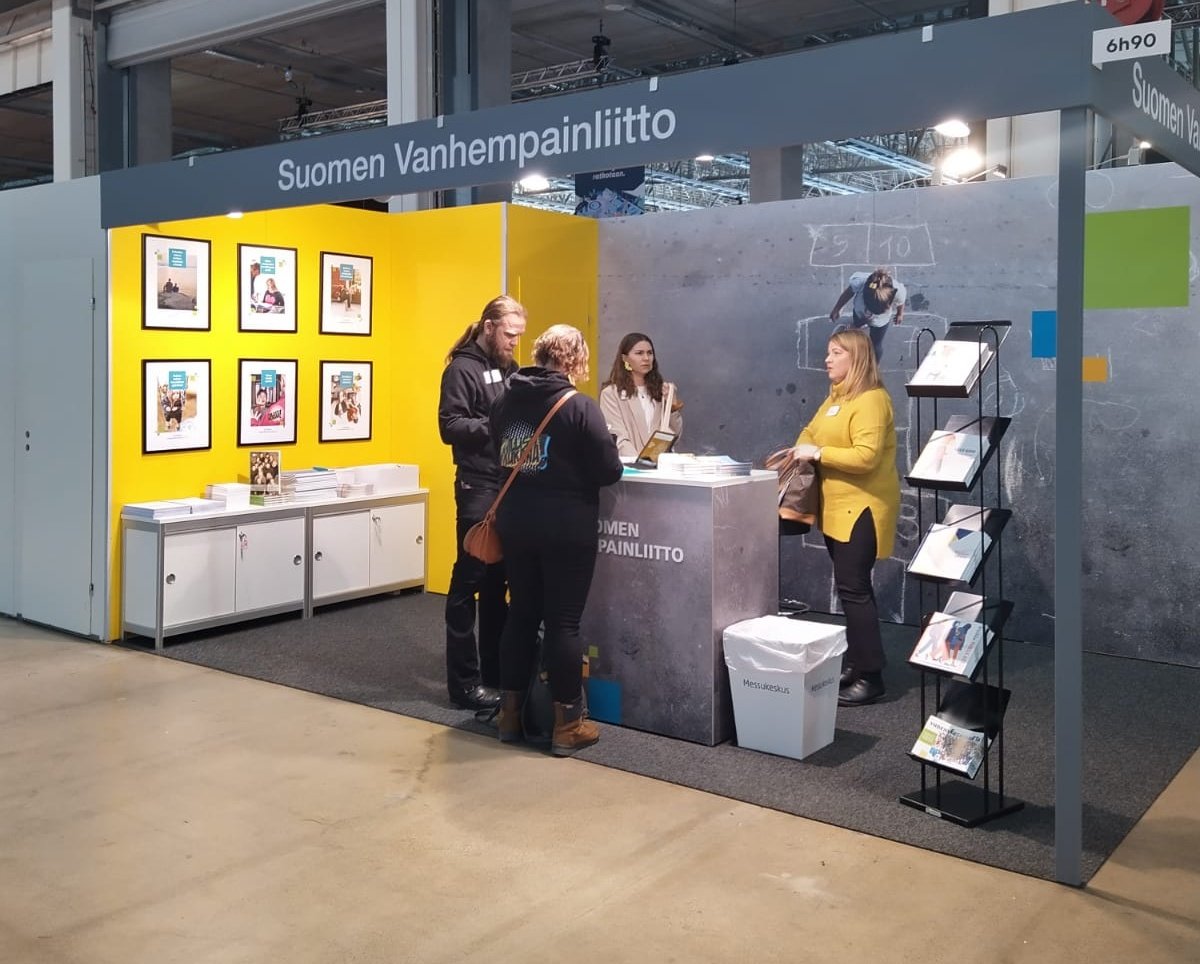 #Educa2023 käynnistyi juuri! 🎉
Löydät Vanhempainliiton asiantuntijat ja maksuttomat materiaalit osastolta 6h90. Tule moikkaamaan! 👋 #KotiJaKoulu #kasvatusyhteistyö #opehommat