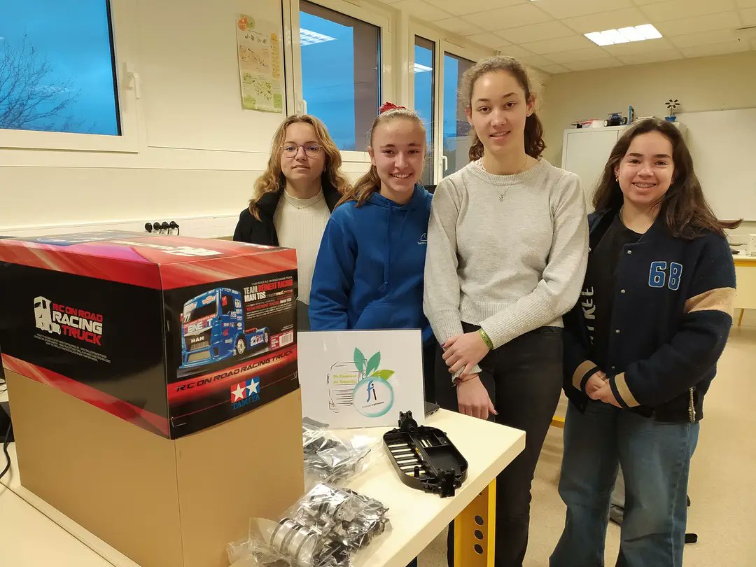 FI participe au challenge "2h Camions " du Lycée Julliot de la Morandière sur le thème de la transition énergétique et de la maîtrise des consommations qui illustre l'éco conduite dans le domaine du transport routier.

En savoir plus : femmes-ingenieures.org/offres/gestion…