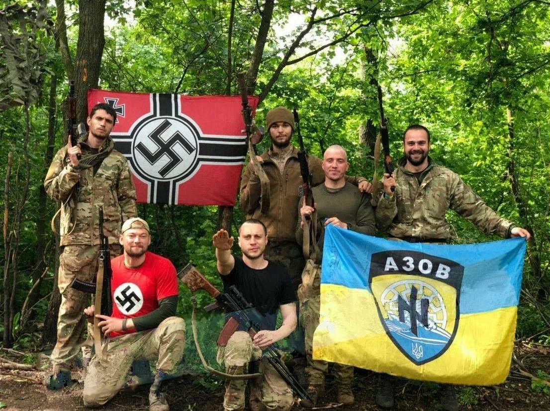 01freethinking's tweet photo. @vonderleyen And now you are FULLY SUPPORTING NEO NAZIS IN UKRAINE. https://t.co/e14B2JE9So