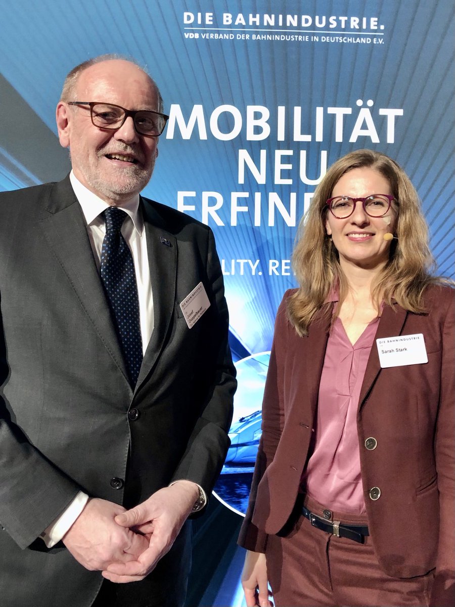 2023 feels like a high speed #train - many important cooperation opportunities for moving #railways further.
Happy to be in #Berlin at the ⁦@Bahnindustrie_D⁩ event, meeting representatives of the #German Railway Industry Association VDB.