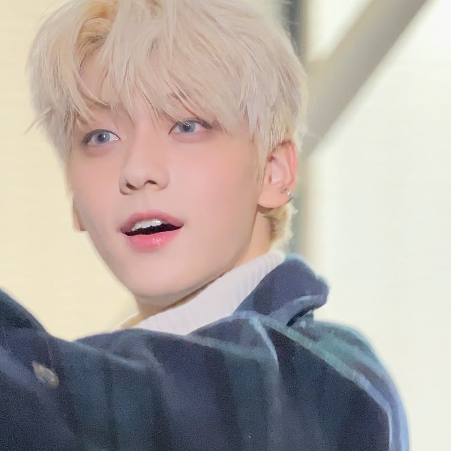 archerintherye's tweet photo. 아니플래시터졋을때진심으로이세계사람같음........ https://t.co/vBBAthw2mX