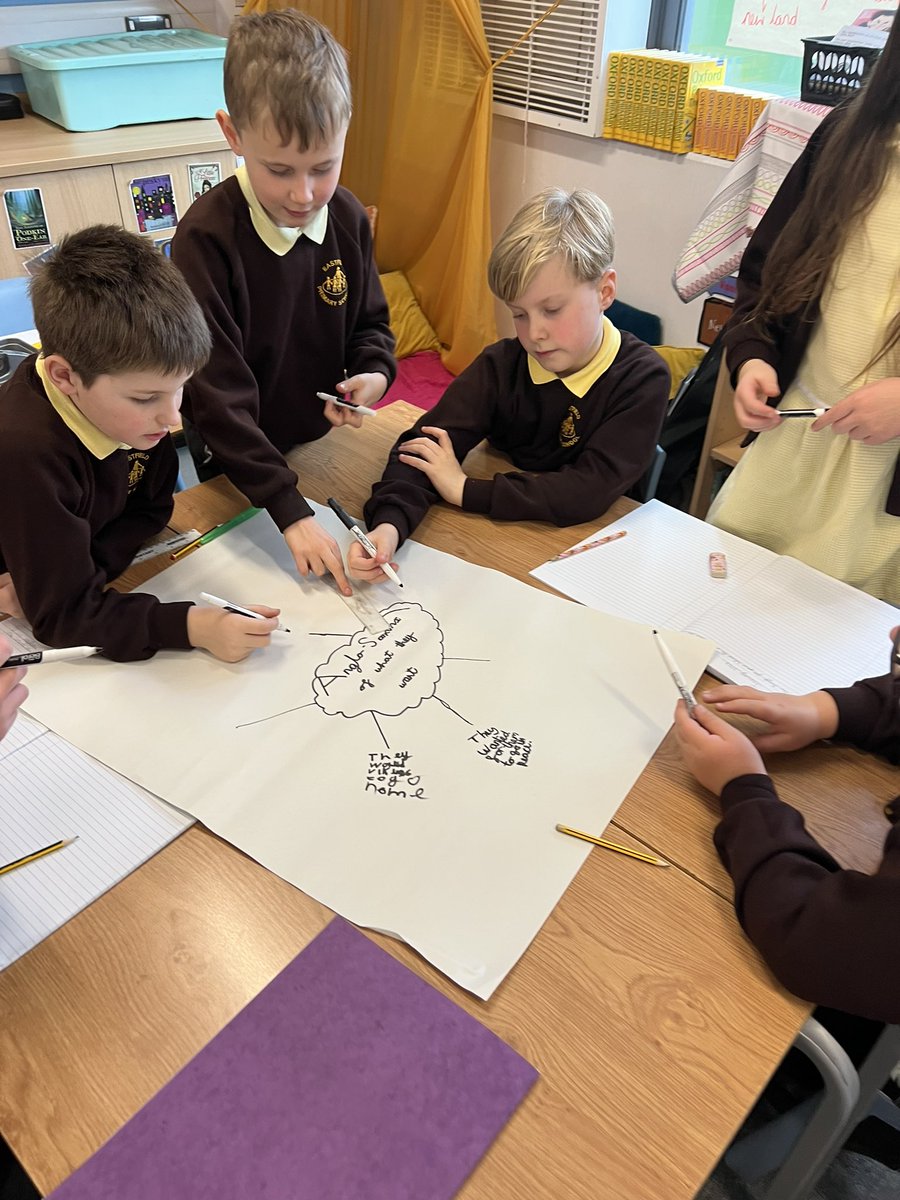 EastfieldPSHull's tweet photo. 4EO did a brilliant job at re-enacting the peace talks between the Vikings and the Anglo-Saxon #epshistory #eps4eo https://t.co/WXuzLaU797