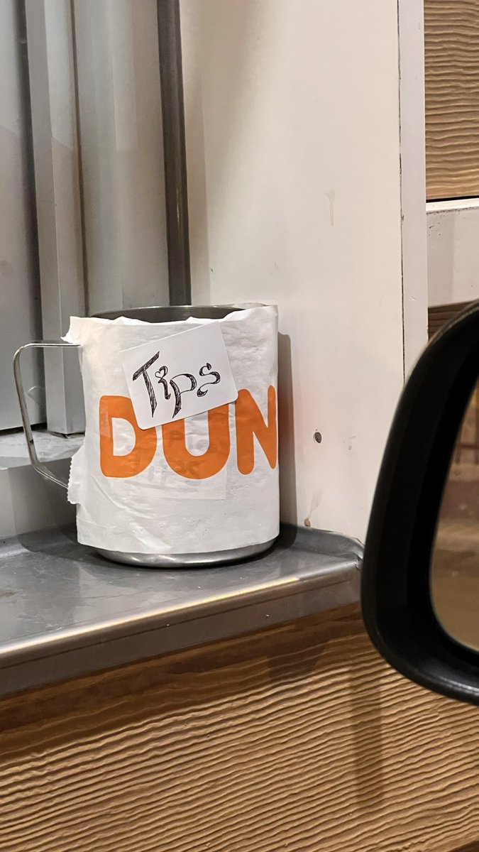 Bustamante1's tweet image. Absolutely not! It’s the one thing you do.  #NoTips