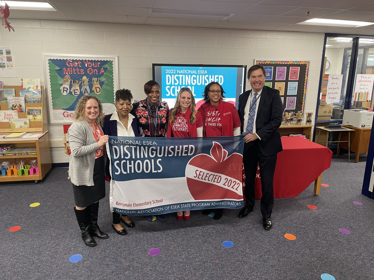 So inspired and excited to start the day celebrating <a href="/KerrydaleEs/">Kerrydale ES</a> -2022 National ESEA Distinguished School. Kerrydale is a magical place for students to learn and grow and a true representation of Excellence in Education! Congratulations! #PWCSProud ✏️🚌🎓🍎