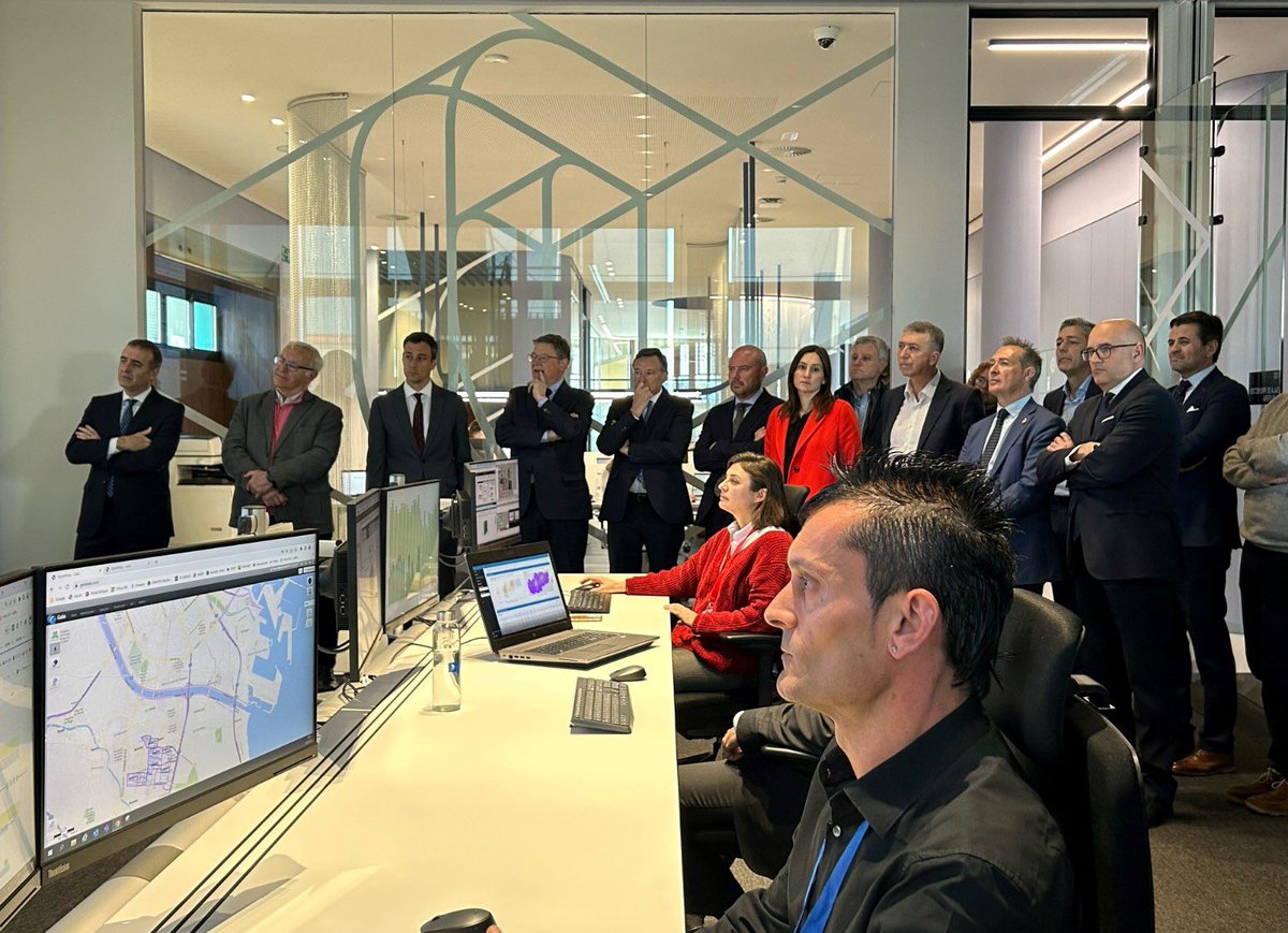 Angel Simon tweet media