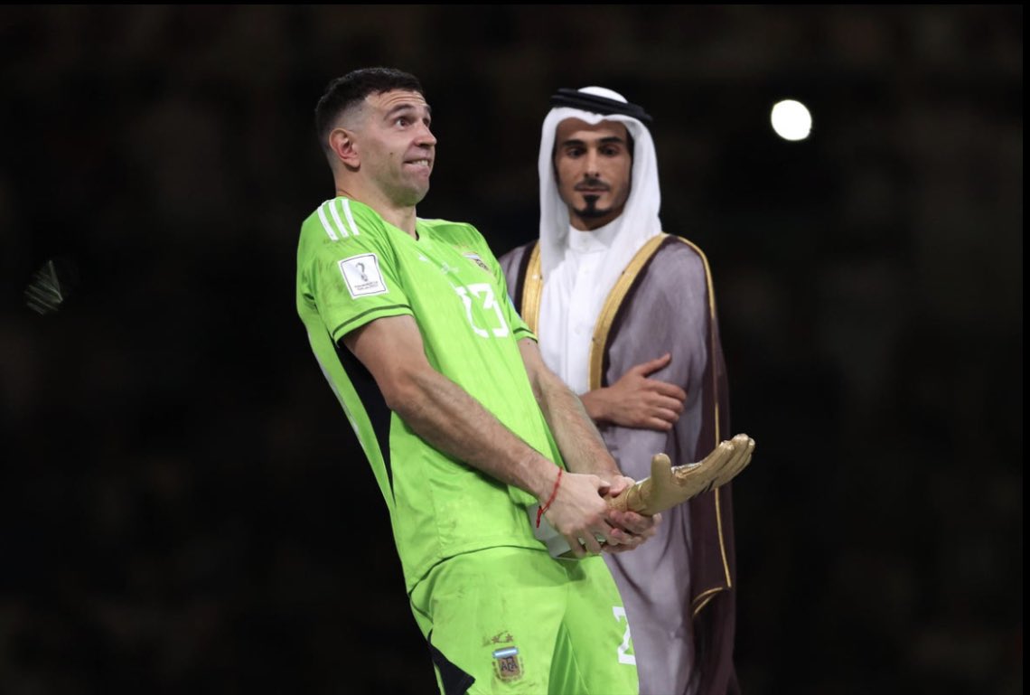 The sh*thouse we need to keep our backline in check. Tactical mind games. 🧠🧤<a href="/VenomousBadger/">Badger</a> <a href="/TheVFL_/">VFL</a>