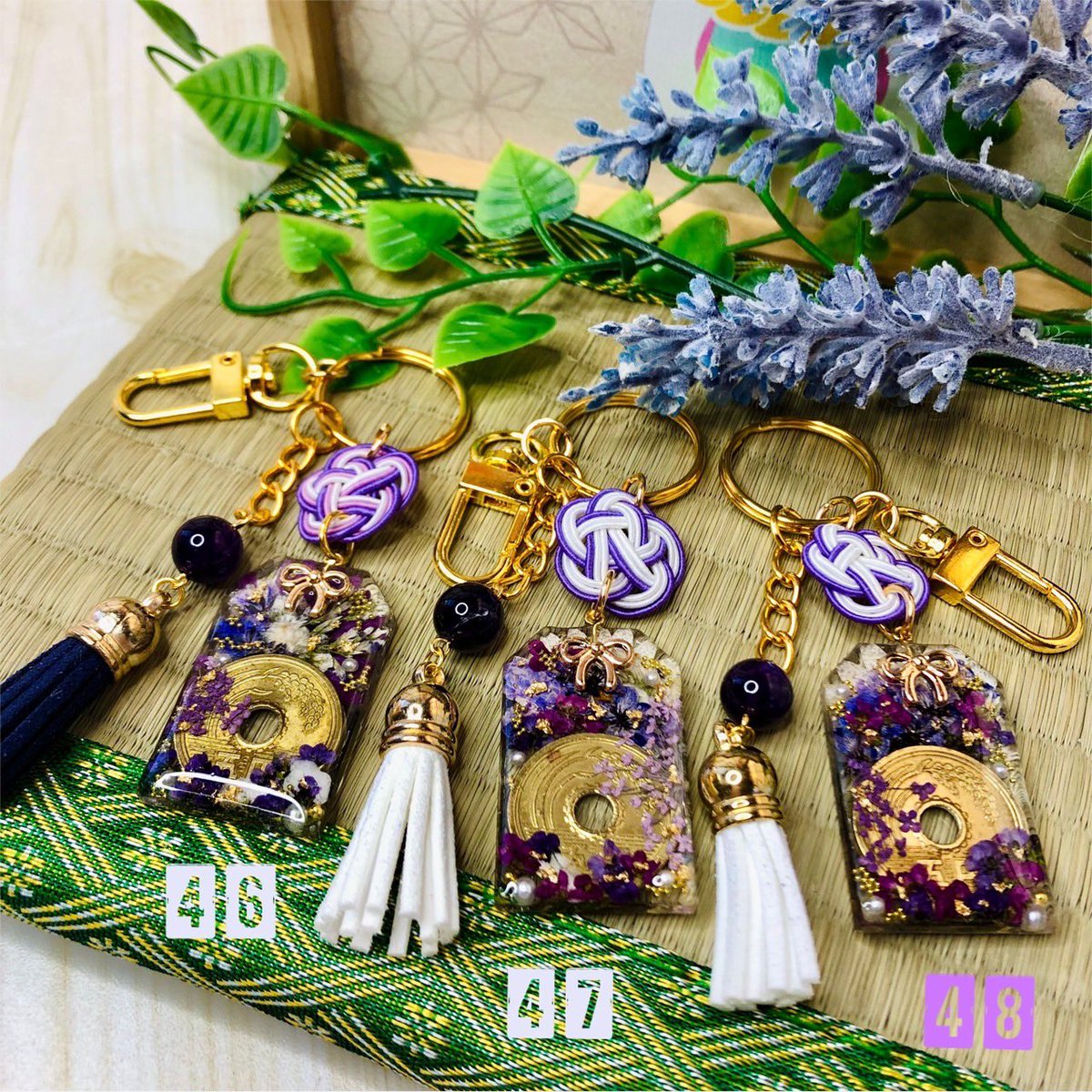 Kasumin resins🌸 on Twitter "4. พวงกุญแจโอมาโมริเงินก้นถุงดอกเดซี่สี