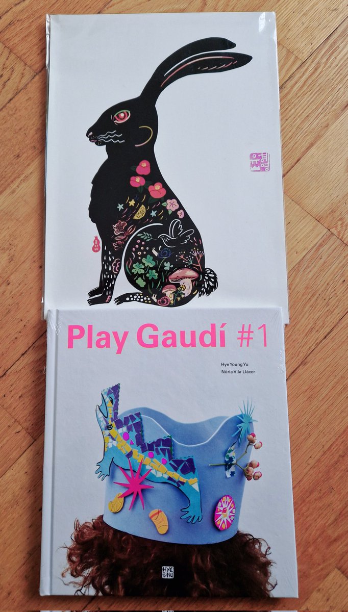 정말 생각지도 못한 선물이 도착했습니다.
너무 감사한 마음에 제 마음이 엄청 따뜻해지고.. 멋진 토끼의 기운에 올 한해 좋은 일만 가득할 것 같습니다.
<a href="/hola_hye/">HolaHye_NFTNYC2024</a> 작가님. 
너무나 멋진 선물.. 정말 감사드립니다.💜
#knft