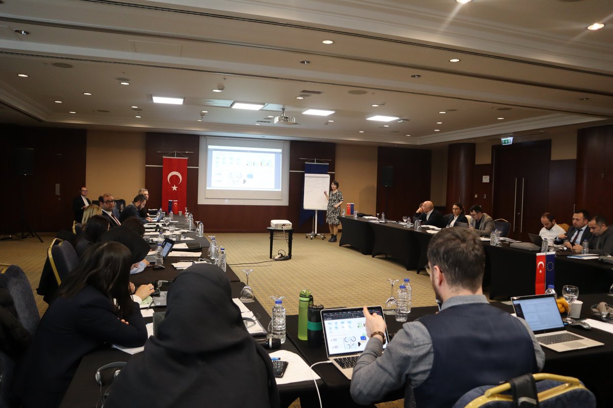 csgb_uigm's tweet photo. “Politika yapmaya yönelik istatistiksel araçların kullanımına ilişkin eğitim” 24-27 Ocak tarihleri arasında 1. ve 2. grup katılımcılarla gerçekleştirildi.
#migration4work https://t.co/BgglRiGVkO