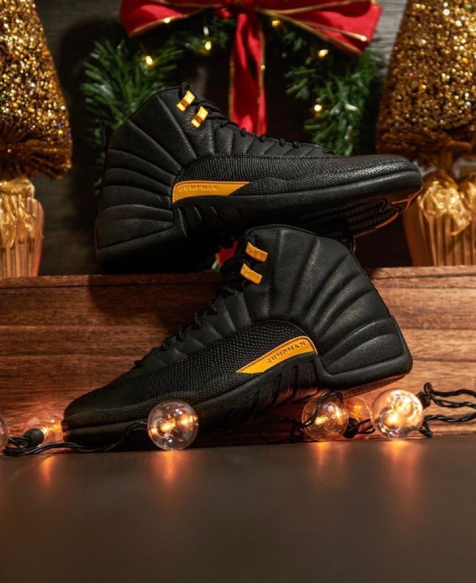 SNKR TWITR on X