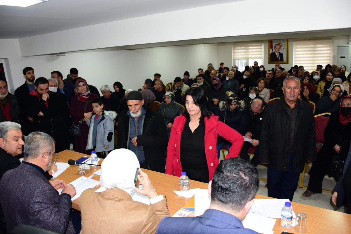 Öznur Çalık tweet media