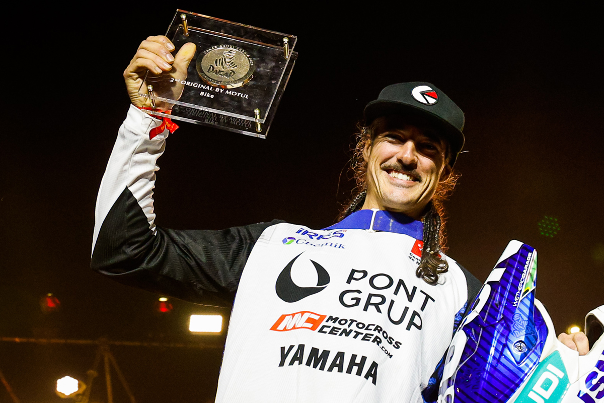 motorpuntoes's tweet photo. #Dakar | [Entrevista https://t.co/gjtZ4e8Sxb] Javi Vega, segundo en 'Original by Motul' del Dakar 2023: «Creo que todos esperábamos más del 'Empty Quarter'»

https://t.co/rX9WwH27Ei

#Dakar2023 #Vega #Yamaha #PontGrup #Original @JaviVegafreeski @pontgrup @Dakar https://t.co/yhxTxUeRhl