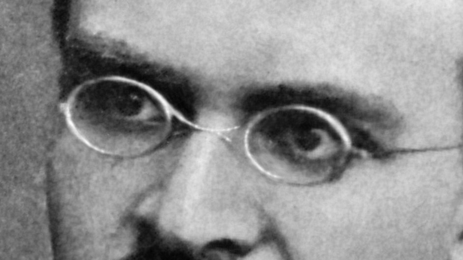 oldbooksguy's tweet image. "Absolute power corrupts absolutely" has slave morality written all over it. LACK of any power makes you petty, resentful, your entire worldview colored by hate. Power gives you the LUXURY to look at reality for what it is, and call it as you see it. You need to be Power Maxxing