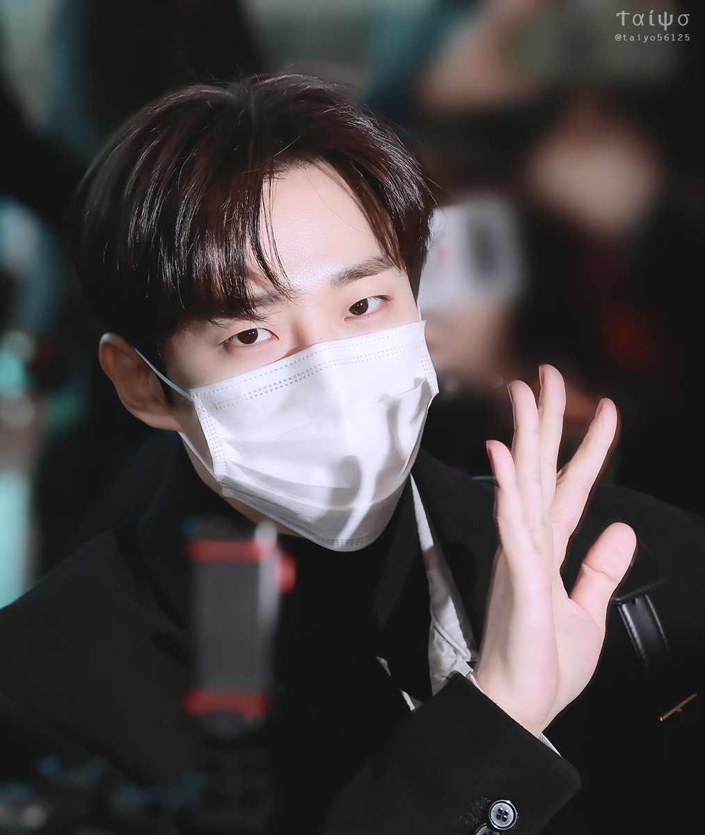 taiyo56125's tweet photo. 230127 인공출국 (✈️태국) ④
맑고 예쁨....
보고 싶음....
URL → https://t.co/Ohl20ZG5Hf
#준호 #JUNHO #ジュノ #이준호 #LEEJUNHO #李俊昊 https://t.co/IILT0UI7wf