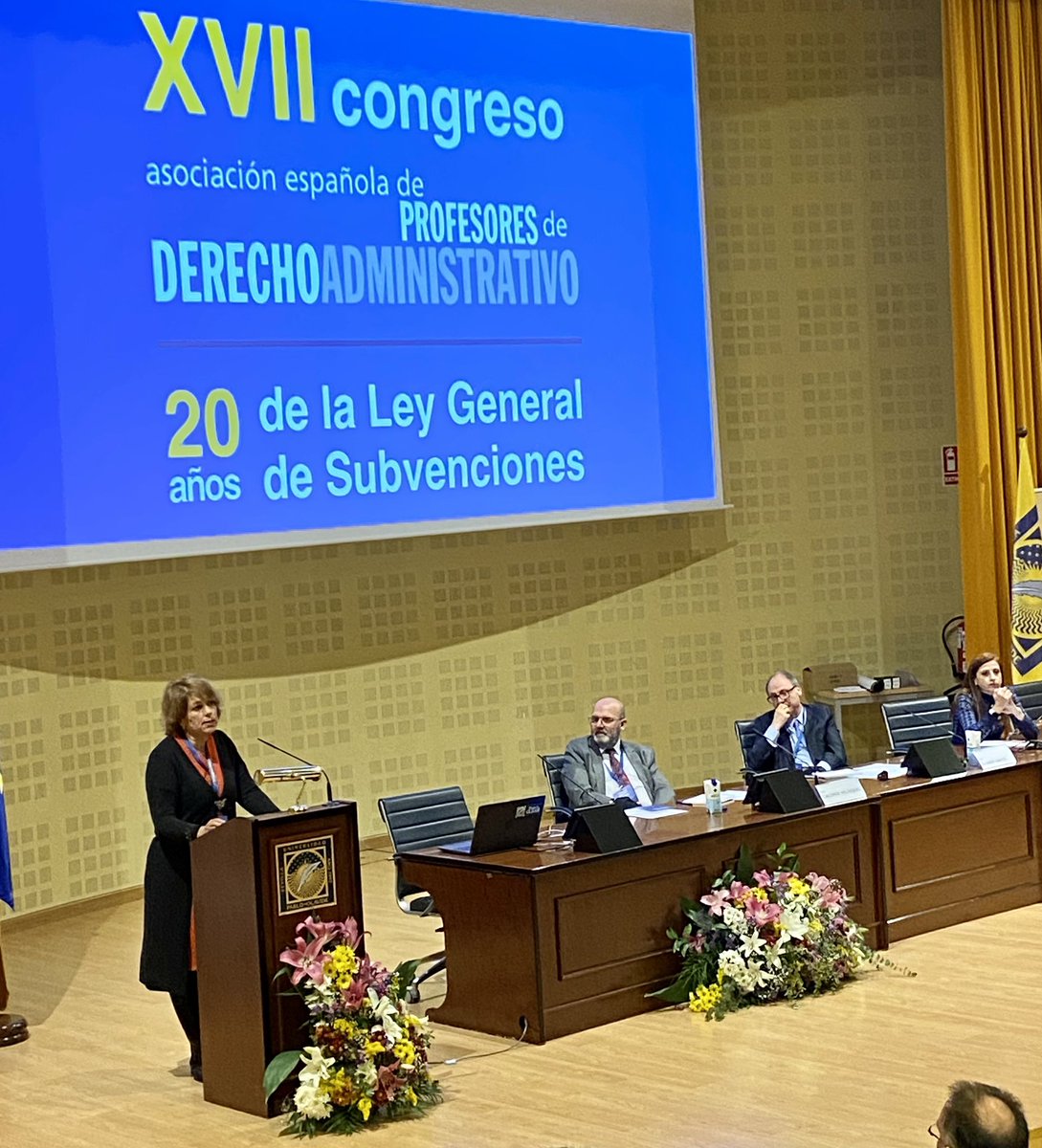 isanudge's tweet photo. Recomendables lecturas de las comunicaciones de las profesoras L. Casado Casado y .@albadetoba 👍🏻👍🏻 🔝🔝#XVII #Congreso #aepda .@aepda #subvenciones #20añosdelaley https://t.co/JGplEAUWAt