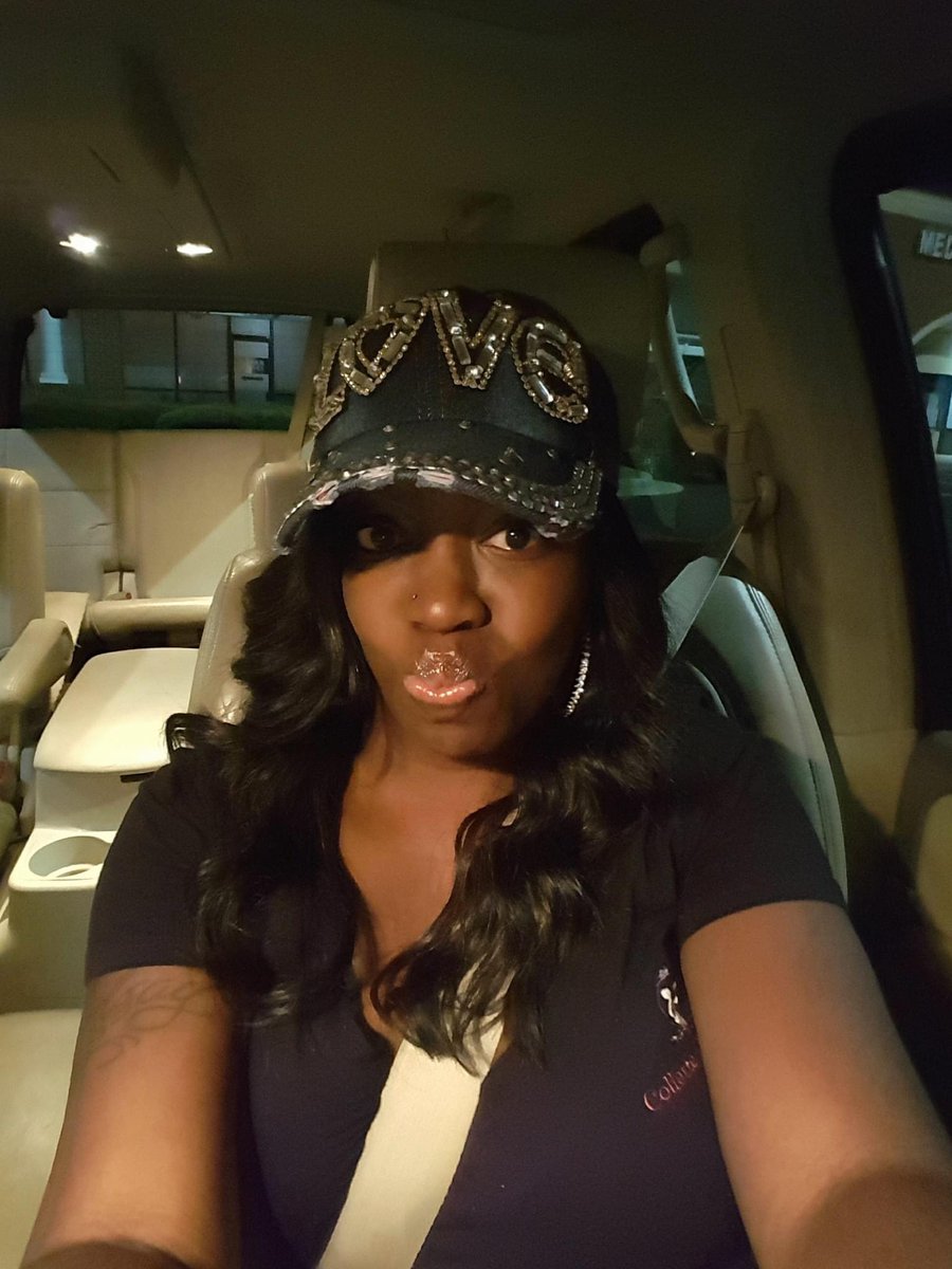 collettecaters's tweet photo. Headed in early to feed the masses on this TV Production! Have a great day everyone! @CrazyLegsProds https://t.co/KTKTBfbQ6x