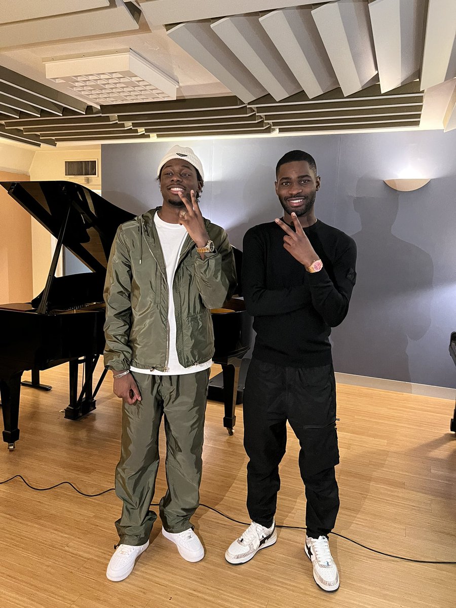 SANTAN (@santandave1) on Twitter photo 