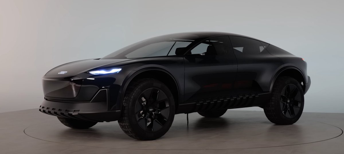 letkma's tweet photo. I've been test driving cars all year with the requirement to fit bikes and do car-sized-truck duties

this is rad as heck https://t.co/AYlvMbYpjJ