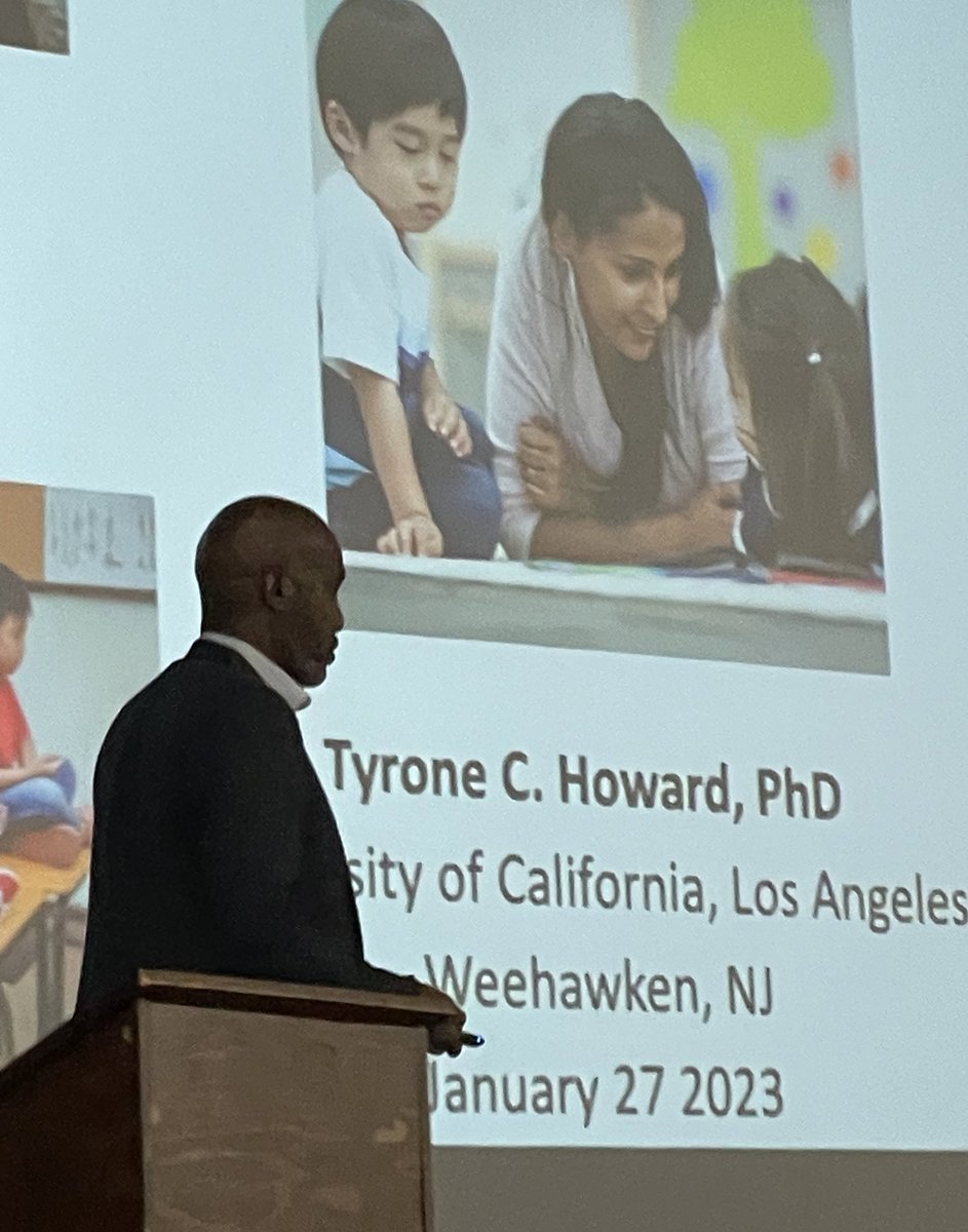 PerryWhs's tweet image. Thank you @TyroneCHoward for a great keynote talk at @WeehawkenTSD #WeeLearn @RobFerullo4 @FAmato53 @StefanieCirill1 @DeStefanoEDU @EDUwithAriel @bcalligy @MsMonty207 @EricCrespoEDU