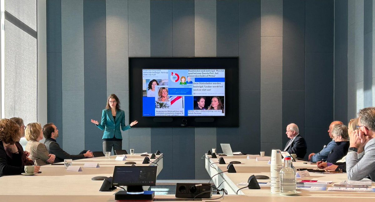 Vanuit het programma #weerbaarbestuur van <a href="/MinBZK/">Ministerie van BZK</a> vanochtend met Zuid-Hollandse griffiers gesproken over hun rol bij agressie en intimidatie van raadsleden en wat hierbij behulpzaam kan zijn. Met dank aan de Zuid-Holland Academie en @griffiers