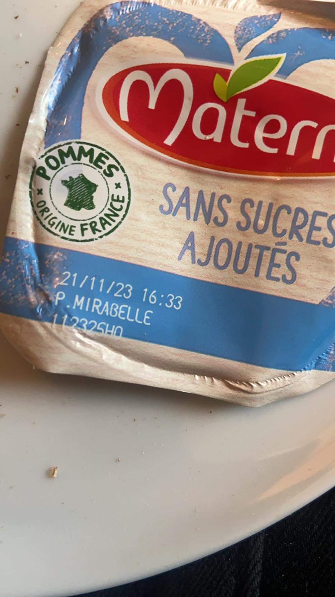 Anouk_Krief's tweet photo. J’ai mangé une compote Paul Mirabel https://t.co/LdIbnnSPkK