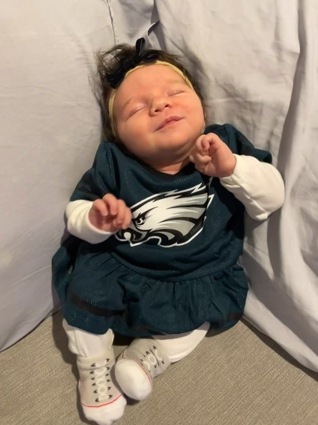 StephaniePerna4's tweet photo. Giuliana is cheering for her team! GO BIRDS! #fox29goodday #eagles https://t.co/7rkJ00inO6