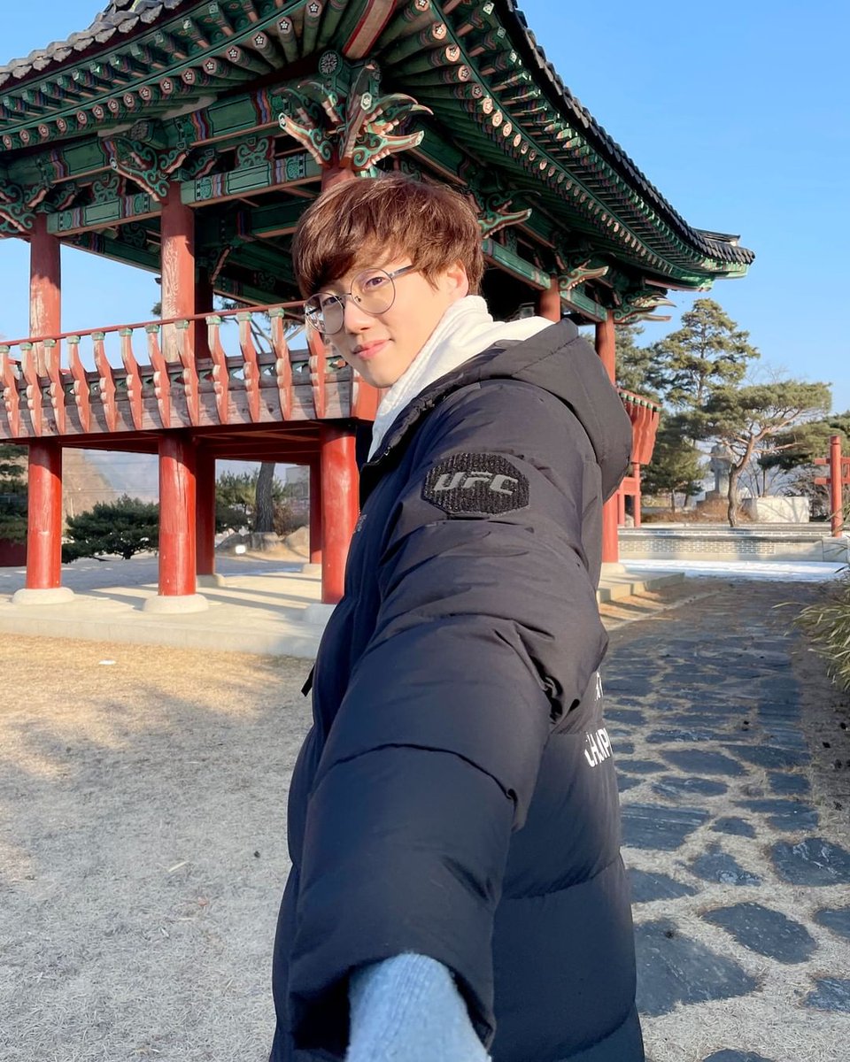 oficialvavcol's tweet photo. 🎁 Regalo de A Team - VAV todos juntos ❤️
#stvan #lou #ziu #baron #ayno #stvan #jacob #ace #vavlou #vavziu #vavbaron #vavayno #vavstvan #vavjacob #vavace #브이에이브이 #VAV #vampz https://t.co/mflx3jXc12