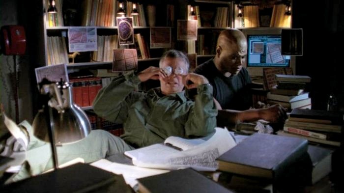 SusanGardiner19's tweet image. Today is #FunAtWorkDay. May you find joy every day. #WeWantStargate @PrimeVideo @mgmstudios @AmazonStudios #Stargate #WindowofOpportunity #SG1