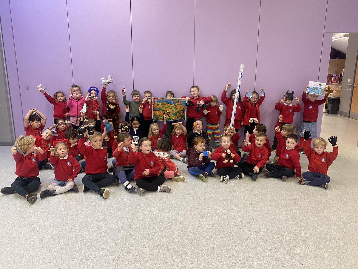 YsgolGymraegD's tweet photo. #map #menyg #mwnci #medal #môr #morthwyl #Mabli #Macsen #moron #mwgwd #milwr #munud #morfil #mochyn #melonddŵr #mefus #môrforwyn #magned #modrwy #melyn #mesur https://t.co/ZazPGumwvO