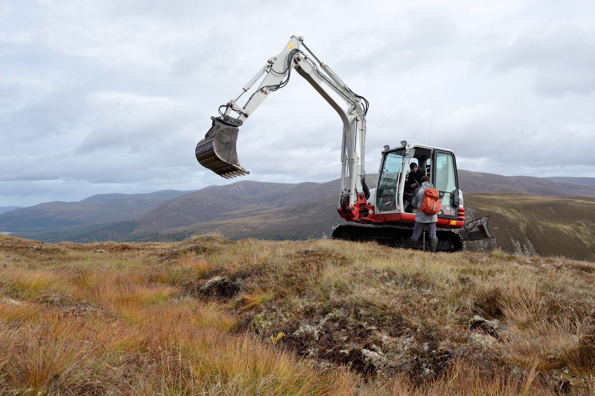 📢NEW #PeatlandACTION ROLE ✨

We're seeking a Head of Peatland Operations to lead delivery of targets for #PeatlandRestoration and scale up restoration to meet <a href="/ScotGovNetZero/">Net Zero Scotland</a>'s commitment to restore 250,000ha by 2030.

Details: ow.ly/8iQx50MBNiV
Deadline: 13 February 2023