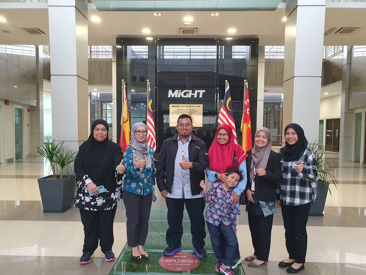 UMORIE @ MiGHT

Collaboration between industry players and government agencies is essential in building the battery technology ecosystem in Malaysia.

#umorie
#GoEV
#MiGHT