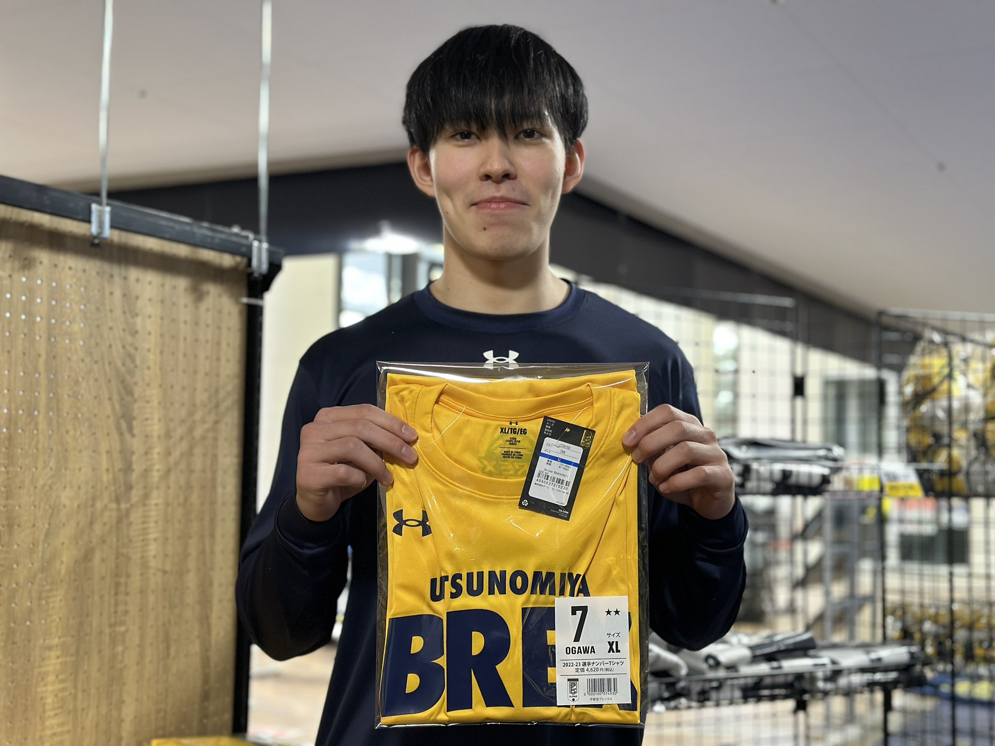 ま*す様 Utsunomiya Brex サイン入りTシャツ 宇都宮ブレックスTシャツ サイン入り - メルカリ