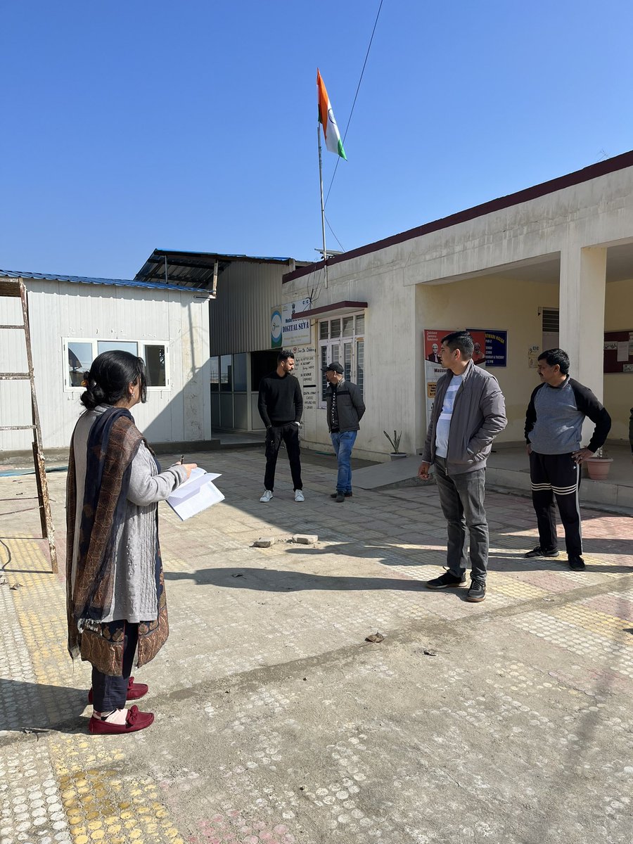 ddrsjammu's tweet photo. ODF plus Model village inspection on ground today at Block Bari Brahmana Distt Samba by Dep Director Sanna Khan and Field Officer Sania Haq khan. https://t.co/6iZSmS8KHO