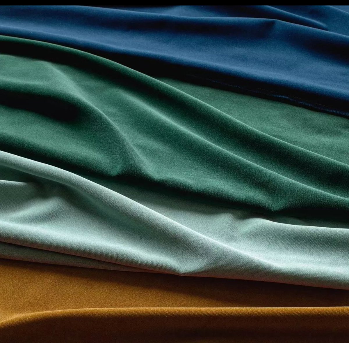 Curtaincraft's tweet photo. Kirby Design's SMOOTH palette offers a broad range of modern shades for ultimate style and sophistication.
Discover more designer suppliers at https://t.co/i8w6YsLCRj or https://t.co/RbJYhbW93m
#kirkbydesign #theromogroup #interiordesign #textiles #textilesdesign #textiledesign https://t.co/mdtTgceG94