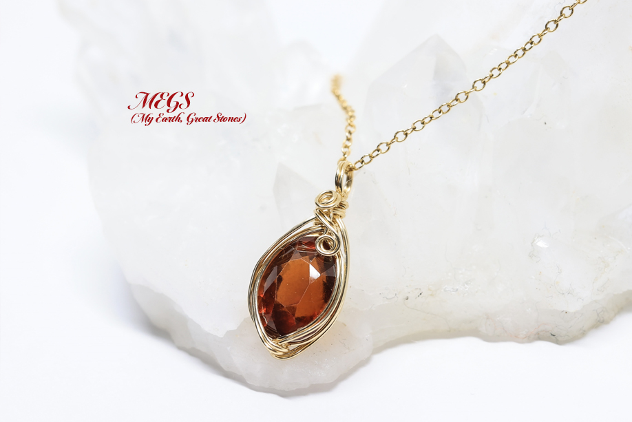 MEGS_Jewelry's tweet photo. ご縁を誠にありがとうございました💗

【1月誕生石】ヘソナ��トガーネット ～愛を知る  ワイヤーアートジュエリー ペンダントトップ💎

詳細はこちら
https://t.co/uf6qd8yTdD

#MEGS #ジュエリー  #ワイヤーアート #ワイヤーラップ #ワイヤージュエリー #クリスタルジュエリー #アメジスト #1月誕生石 https://t.co/yjaAeISXVG