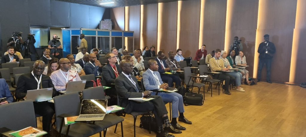 Tom Owiyo (@tom_owiyo) on Twitter photo African Development Bank and Canada launch the $85 million agri-sme catalytic financing mechanism to support smallholder agripreneurs in Africa at the #Dakar2Summit <a href="/AfDB_Group/">African Development Bank Group</a> <a href="/AlphonsoVM/">Alphonso Van Marsh</a> <a href="/beth_dunford/">Beth Dunford</a> African Development Bank and Canada launch the $85 million agri-sme catalytic financing mechanism to support smallholder agripreneurs in Africa at the #Dakar2Summit <a href="/AfDB_Group/">African Development Bank Group</a> <a href="/AlphonsoVM/">Alphonso Van Marsh</a> <a href="/beth_dunford/">Beth Dunford</a>