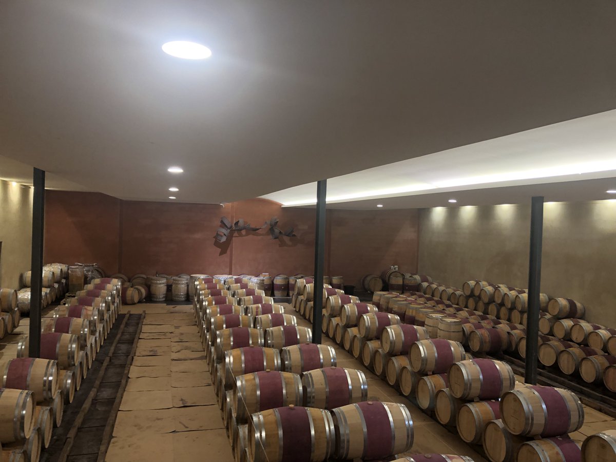 Best Of Wine Tourism | Bordeaux (@bestof_bordeaux) on Twitter photo 2ème rencontre du Club Best Of au Château <a href="/MarquisDeTerme/">Marquis DeTerme</a> (Best Of d’Or « Services Oenotouristiques ») sur les labels liés à la filière oenotouristique.
Accompagnée de belles visites de propriétés BOWT : château <a href="/Lascombes_/">Château Lascombes</a> et <a href="/ChateauPaloumey/">Château Paloumey</a>
aussi différents qu’inspirants ! 2ème rencontre du Club Best Of au Château <a href="/MarquisDeTerme/">Marquis DeTerme</a> (Best Of d’Or « Services Oenotouristiques ») sur les labels liés à la filière oenotouristique.
Accompagnée de belles visites de propriétés BOWT : château <a href="/Lascombes_/">Château Lascombes</a> et <a href="/ChateauPaloumey/">Château Paloumey</a>
aussi différents qu’inspirants !