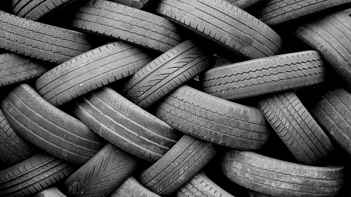 edentyres's tweet photo. Part-worn tyres may seem cheaper, but they are actually more expensive per mm of tread!

Check out our blog on part-worn tyres &amp; their alternatives >> https://t.co/0A5yD1qc8M

#tyresafety #roadsafety #automotive https://t.co/DhYKk1hxlJ