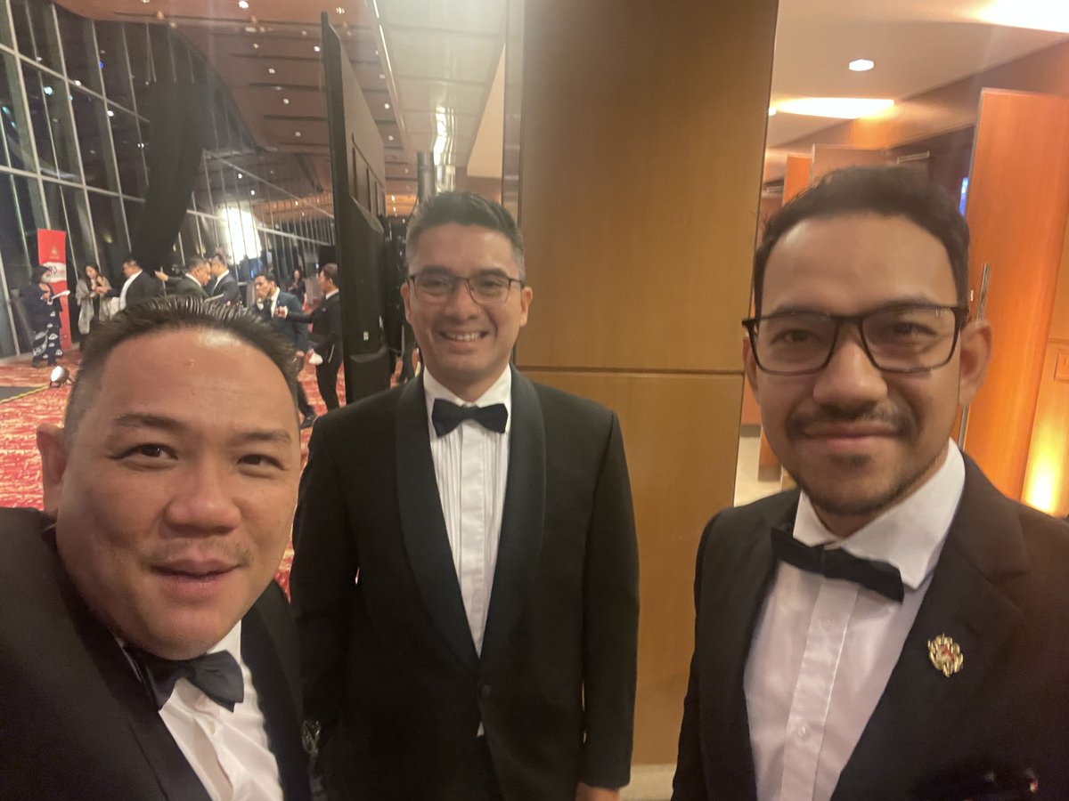 mitacademy1's tweet image. Able to meet so many inspirational leaders out there with the likes of Tan Sri Vincent Tan - ICONIC MAN. Datuk Razman Kementerian Sumber Manusia &amp;amp; Award Winner - Datuk Zainal from Perodua. 
Friends and former colleagues likes of Dato’ Grace &amp;amp; Mr.Ding - SME Assocation
